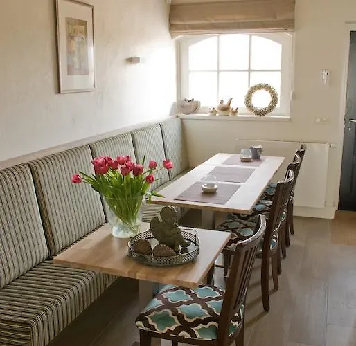 Bed & Breakfast Leendershoeve In Heusden *